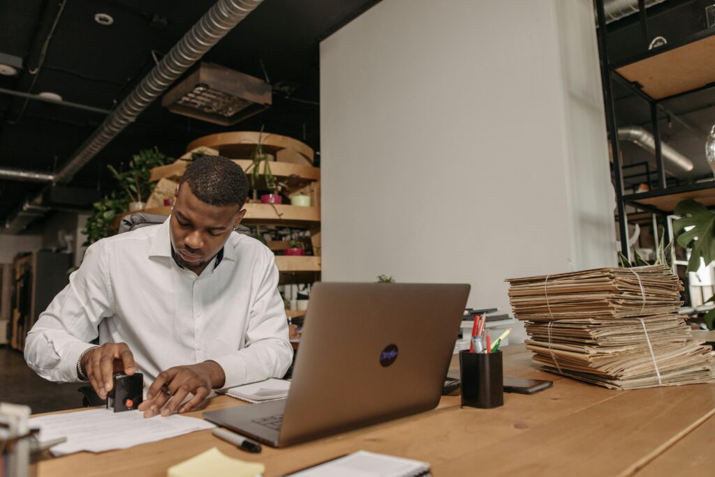 5 modern strategies to start a profitable business in 2025